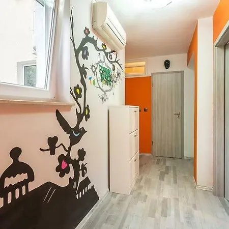 Sweet Escape Apartment *